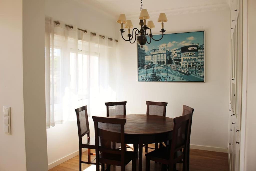 Sunny Apartment In Lisbon Bagian luar foto